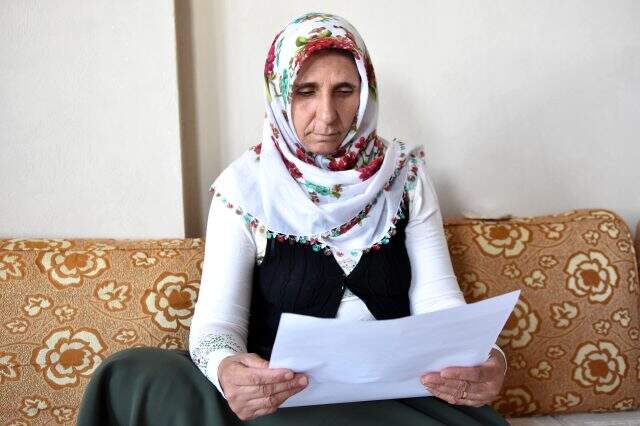Şanlıurfa'da bir anne, 19 yıl önce boşandığı kocası tarafından alınan oğlunu arıyor