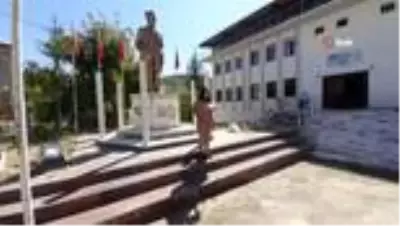 Son dakika haberi... Tunceli'de şehit edilen 6 öğretmen unutulmadı Son dakika haberi... Tunceli'de şehit edilen 6 öğretmen unutulmadı