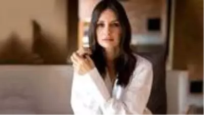 Üçüncü bebeğine hamile olan Yasemin Özilhan düşük yaptı Üçüncü bebeğine hamile olan Yasemin Özilhan düşük yaptı