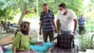 Son dakika haberi... 85 yaşındaki Nebiha teyze tekerlekli sandalyesine kavuştu Son dakika haberi... 85 yaşındaki Nebiha teyze tekerlekli sandalyesine kavuştu