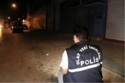 Adana'da silahlı saldırı: 1 yaralı Adana'da silahlı saldırı: 1 yaralı