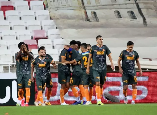 Alanyaspor, Sivasspor'u 2-0 mağlup etti - Haberler Spor