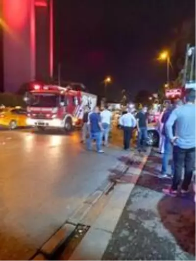 Feci kazada ölümden saniyelerle kurtuluş kamerada Feci kazada ölümden saniyelerle kurtuluş kamerada