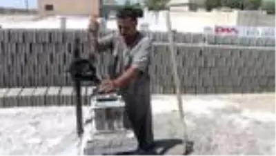 GAZİANTEP PKK/YPG'Lİ TERÖRİSTLER, SURİYE'DE 13 YAŞINDAKİ İBRAHİM HALİL'İ TOP OYNARKEN KAÇIRDI GAZİANTEP PKK/YPG'Lİ TERÖRİSTLER, SURİYE'DE 13 YAŞINDAKİ İBRAHİM HALİL'İ TOP OYNARKEN KAÇIRDI