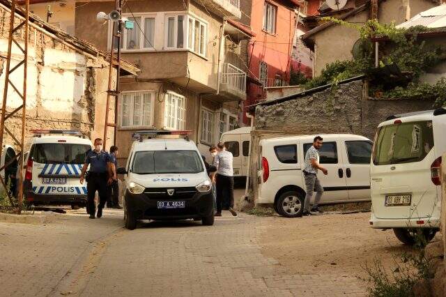 Mahalleyi saran kötü koku 'Evde ceset var' paniğine neden oldu! Gerçek çok başka çıktı