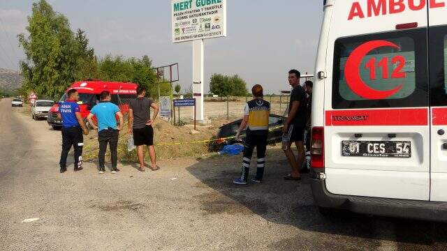 Otomobil ile pikap araç mezarlık önünde çarpıştı: Aynı aileden 2 kişi öldü, 4 yaralı var