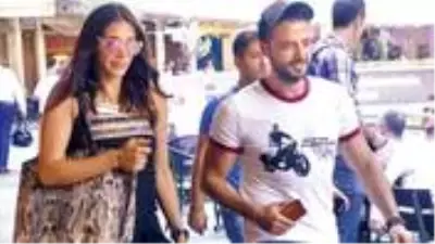 Selen Sevigen, öfkesini kontrol edemeyen eski eşi Gökhan Özen'den şikayetçi oldu Selen Sevigen, öfkesini kontrol edemeyen eski eşi Gökhan Özen'den şikayetçi oldu