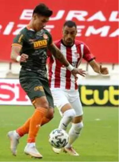 Süper Lig: Sivasspor: 0 Alanyaspor: 1 Süper Lig: Sivasspor: 0 Alanyaspor: 1