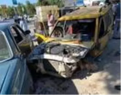 Ters şeritten giden alkollü sürücü dehşet saçtı! 3 otomobile çarptı Ters şeritten giden alkollü sürücü dehşet saçtı! 3 otomobile çarptı