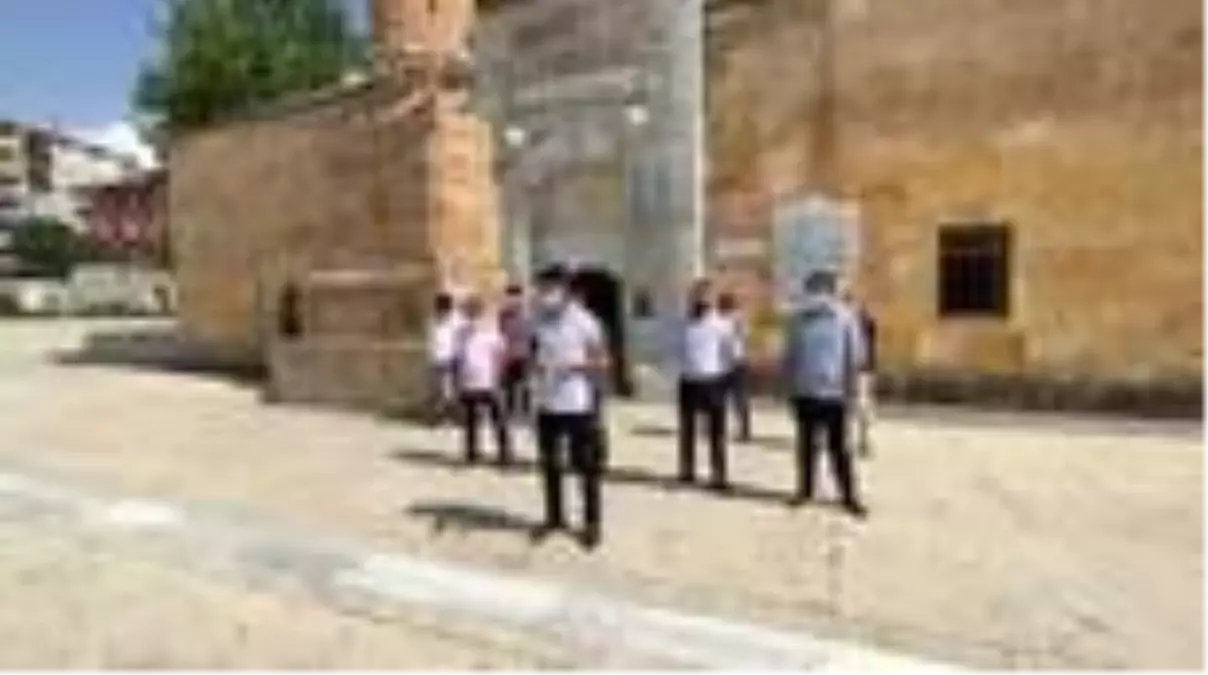 Genç İHH üyelerinden Ahilik Duası