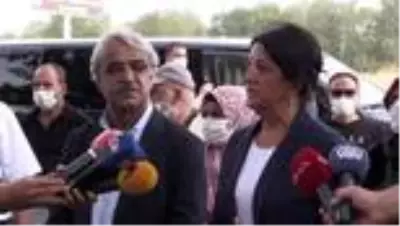 HDP Eş Genel başkanları Buldan ve Sancar, Demirtaş ve Zeydan ile görüştü HDP Eş Genel başkanları Buldan ve Sancar, Demirtaş ve Zeydan ile görüştü