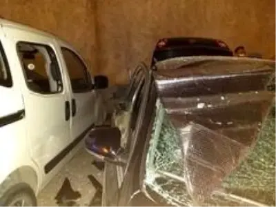 İçerisinde piknik tüpü olan otomobilde yaktığı sigara sürücünün sonu oluyordu İçerisinde piknik tüpü olan otomobilde yaktığı sigara sürücünün sonu oluyordu