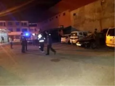 İçerisinde piknik tüpü olan otomobilde yaktığı sigara sürücünün sonu oluyordu İçerisinde piknik tüpü olan otomobilde yaktığı sigara sürücünün sonu oluyordu