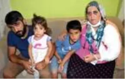 Van'da eve giren maskeli soyguncular, anne ve 2 çocuğuna dehşeti yaşattı Van'da eve giren maskeli soyguncular, anne ve 2 çocuğuna dehşeti yaşattı