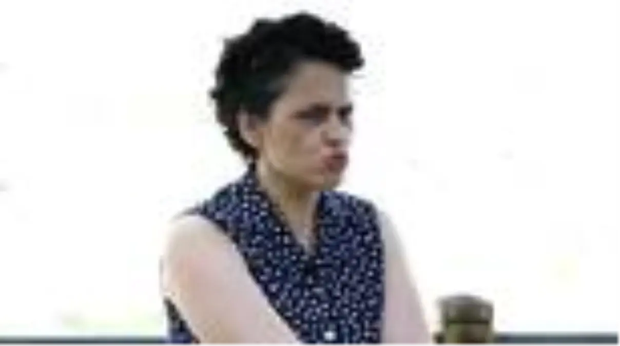 Vedalaşamadan kaybettiği annesinin anısını, belgeselle yaşatacak