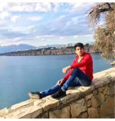 21 yaşındaki genç, bodrum kata inip silahla yaşamına son verdi 21 yaşındaki genç, bodrum kata inip silahla yaşamına son verdi