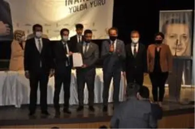 AK Gençler'de kongre şöleni