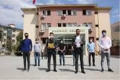 AK Parti'den Mütercimler hakkında suç duyurusu AK Parti'den Mütercimler hakkında suç duyurusu