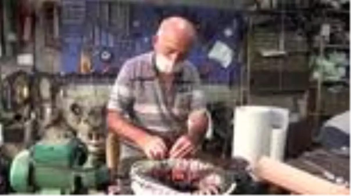 Bobinaj ustası mesleğini 55 yıldır sürdürüyor