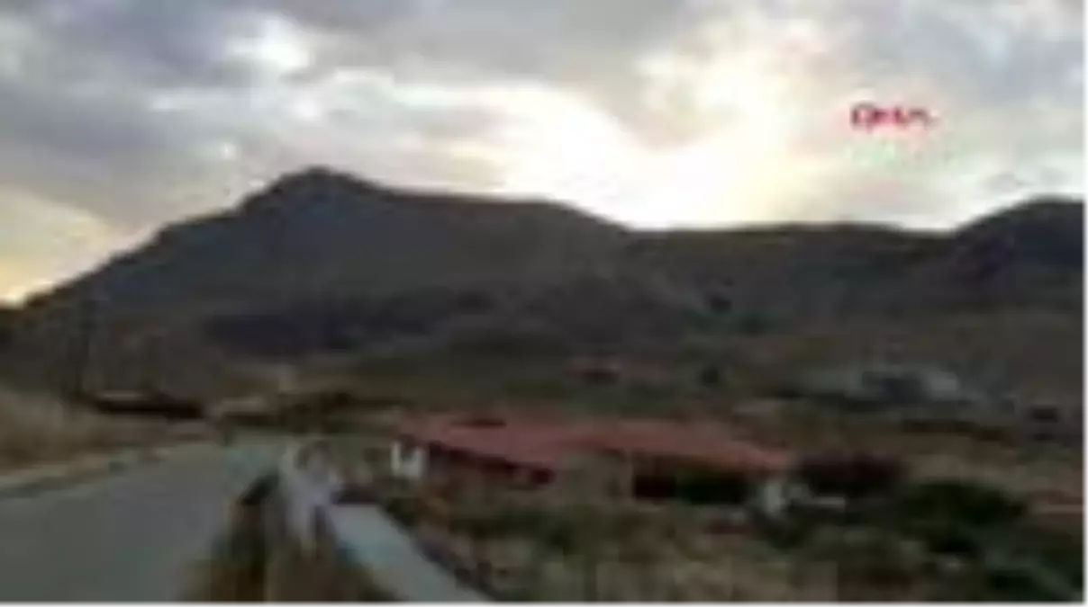 ÇANAKKALE Gökçeada'da meralık alanda çıkan yangın söndürüldü