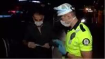 Emniyet, 'Alkolmetreden korona bulaşır' tezini çürüttü! İşte cihazın iki müthiş özelliği Emniyet, 'Alkolmetreden korona bulaşır' tezini çürüttü! İşte cihazın iki müthiş özelliği