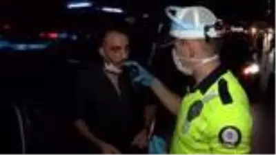 Emniyet, 'Alkolmetreden korona bulaşır' tezini çürüttü! İşte cihazın iki müthiş özelliği Emniyet, 'Alkolmetreden korona bulaşır' tezini çürüttü! İşte cihazın iki müthiş özelliği