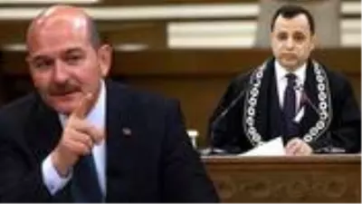 İçişleri Bakanı Süleyman Soylu, Anayasa Mahkemesi Başkanı'na tepki gösterdi: İşe bisikletle git gel bakalım İçişleri Bakanı Süleyman Soylu, Anayasa Mahkemesi Başkanı'na tepki gösterdi: İşe bisikletle git gel bakalım