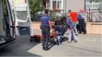 KARTAL'DA TARTIŞTIĞI KİŞİYİ BACAĞINDAN VURDU; SİLAHI ATARAK KAÇTI KARTAL'DA TARTIŞTIĞI KİŞİYİ BACAĞINDAN VURDU; SİLAHI ATARAK KAÇTI