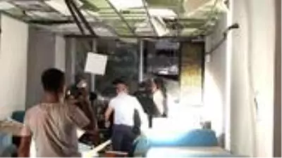 Yalova'da lokantada meydana gelen patlamada araç ve binalar hasar gördü Yalova'da lokantada meydana gelen patlamada araç ve binalar hasar gördü