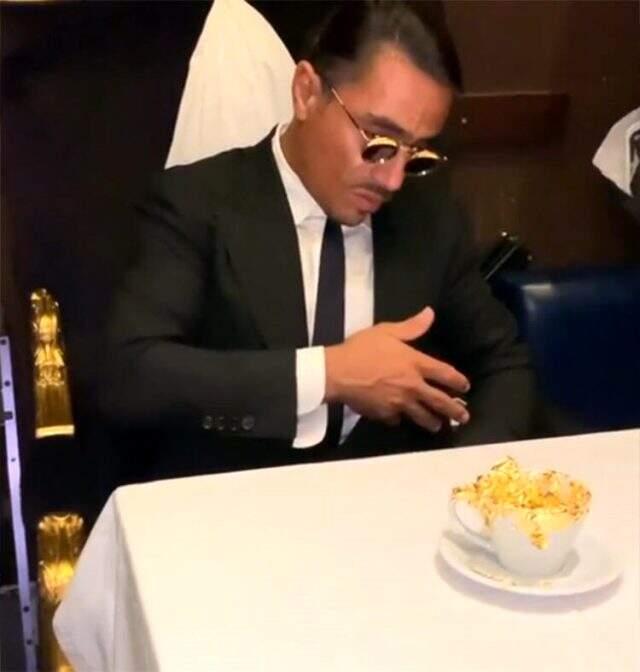 Nusret Gökçe, altın kaplamalı kahveyi 500 TL'ye satacak Nusret Gökçe, altın kaplamalı kahveyi 500 TL'ye satacak