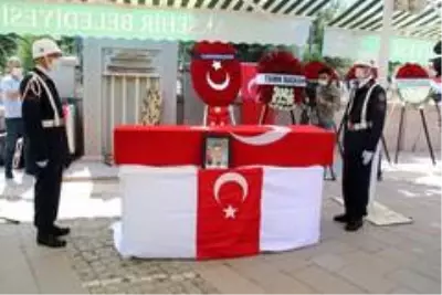 Şehit Astsubay Sinan Aktay evlilik yıl dönümünde son yolculuğuna uğurlandı Şehit Astsubay Sinan Aktay evlilik yıl dönümünde son yolculuğuna uğurlandı