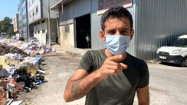 Sokak arasına atılan molozlar esnafları çileden çıkardı