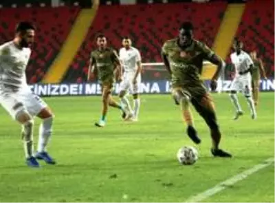 Mücadele Hatayspor'un üstünlüğüyle tamamlandı Mücadele Hatayspor'un üstünlüğüyle tamamlandı