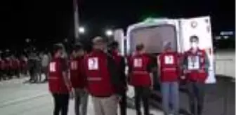 Gaziantep Havalimanı: Suriye'de şehit olan Kızılay görevlisi törenle memleketine uğurlandı Gaziantep Havalimanı: Suriye'de şehit olan Kızılay görevlisi törenle memleketine uğurlandı