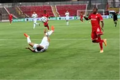 TFF 1. Lig: Balıkesirspor: 3 Giresunspor: 1 TFF 1. Lig: Balıkesirspor: 3 Giresunspor: 1