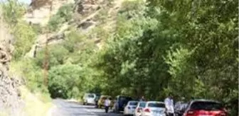 Munzur Çayı: Tunceli'de dünden beri haber alınamayan iki kardeşi arama çalışmaları sürüyor Munzur Çayı: Tunceli'de dünden beri haber alınamayan iki kardeşi arama çalışmaları sürüyor