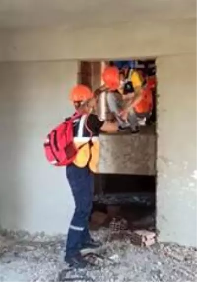 AFAD gönüllülerine hafif arama kurtarma eğitimi verildi