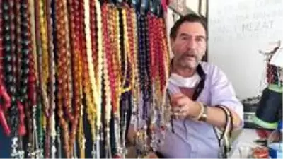 Koronavirüs sonrası çekildikçe elleri dezenfekte eden kuka tespihlere ilgi arttı Koronavirüs sonrası çekildikçe elleri dezenfekte eden kuka tespihlere ilgi arttı