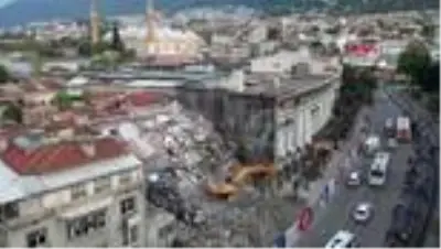 Bursa'da tarihi yapıları ön plana çıkaracak olan projenin çalışmaları sürüyor Bursa'da tarihi yapıları ön plana çıkaracak olan projenin çalışmaları sürüyor