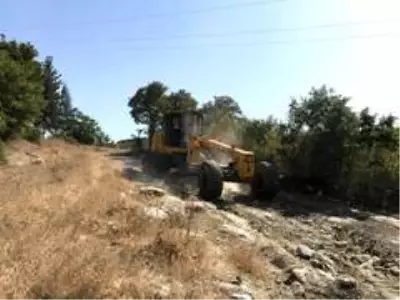 Büyükşehir Belediyesi Kış gelmeden yol çalışmalarını tamamlıyor Büyükşehir Belediyesi Kış gelmeden yol çalışmalarını tamamlıyor