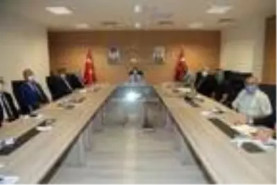 Çankırı'da, pazar yerlerinde sigara içmek yasaklandı Çankırı'da, pazar yerlerinde sigara içmek yasaklandı
