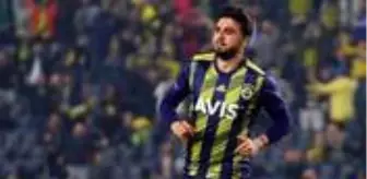 Tolga Ciğerci: Leicester City ile Crystal Palace, Fenerbahçeli Ozan Tufan ile ilgileniyor Tolga Ciğerci: Leicester City ile Crystal Palace, Fenerbahçeli Ozan Tufan ile ilgileniyor