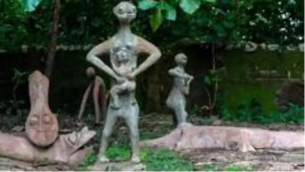 Nijeryalı porno yıldızı 'kutsal mekanda çekim yaptığı' gerekçesiyle tutuklandı