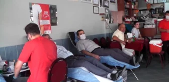 Ödemiş'te kıraathanede kan bağışı kampanyası
