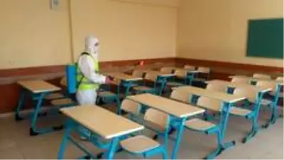 Ordu'da okulların 403 bin metrekare alanı dezenfekte edildi Ordu'da okulların 403 bin metrekare alanı dezenfekte edildi
