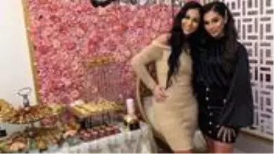 Riyad Mahrez'in kız kardeşlerinin işlettiği güzellik salonu, bir çetenin saldırısına uğradı Riyad Mahrez'in kız kardeşlerinin işlettiği güzellik salonu, bir çetenin saldırısına uğradı