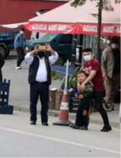 Rüzgar enerji santrali türbininin devasa kanadı taşındı Rüzgar enerji santrali türbininin devasa kanadı taşındı