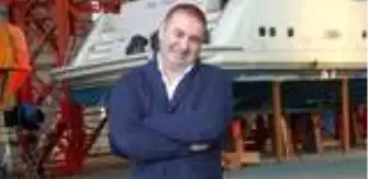 Şafak Sezer filmleri hangileridir? Şafak Sezer kimdir? Şafak Sezer hangi filmlerde rol almıştır? Şafak Sezer Nerelidir?