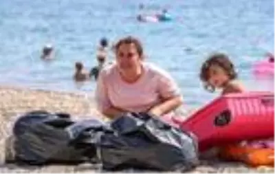 Sahilde 'Ölmek istemiyorum' diye ağlayan kadın, koronavirüslü çıktı Sahilde 'Ölmek istemiyorum' diye ağlayan kadın, koronavirüslü çıktı