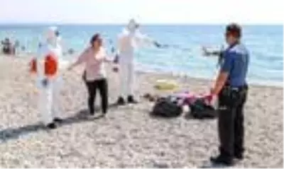 Sahilde 'Ölmek istemiyorum' diye ağlayan kadın, koronavirüslü çıktı Sahilde 'Ölmek istemiyorum' diye ağlayan kadın, koronavirüslü çıktı